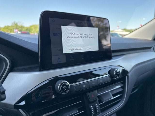 Certified 2022 Ford Escape SE w/ SE Sport Appearance Package FWD image 15