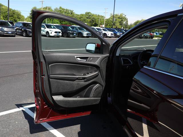 Certified 2023 Ford Edge SEL w/ Convenience Package AWD/4WD image 17