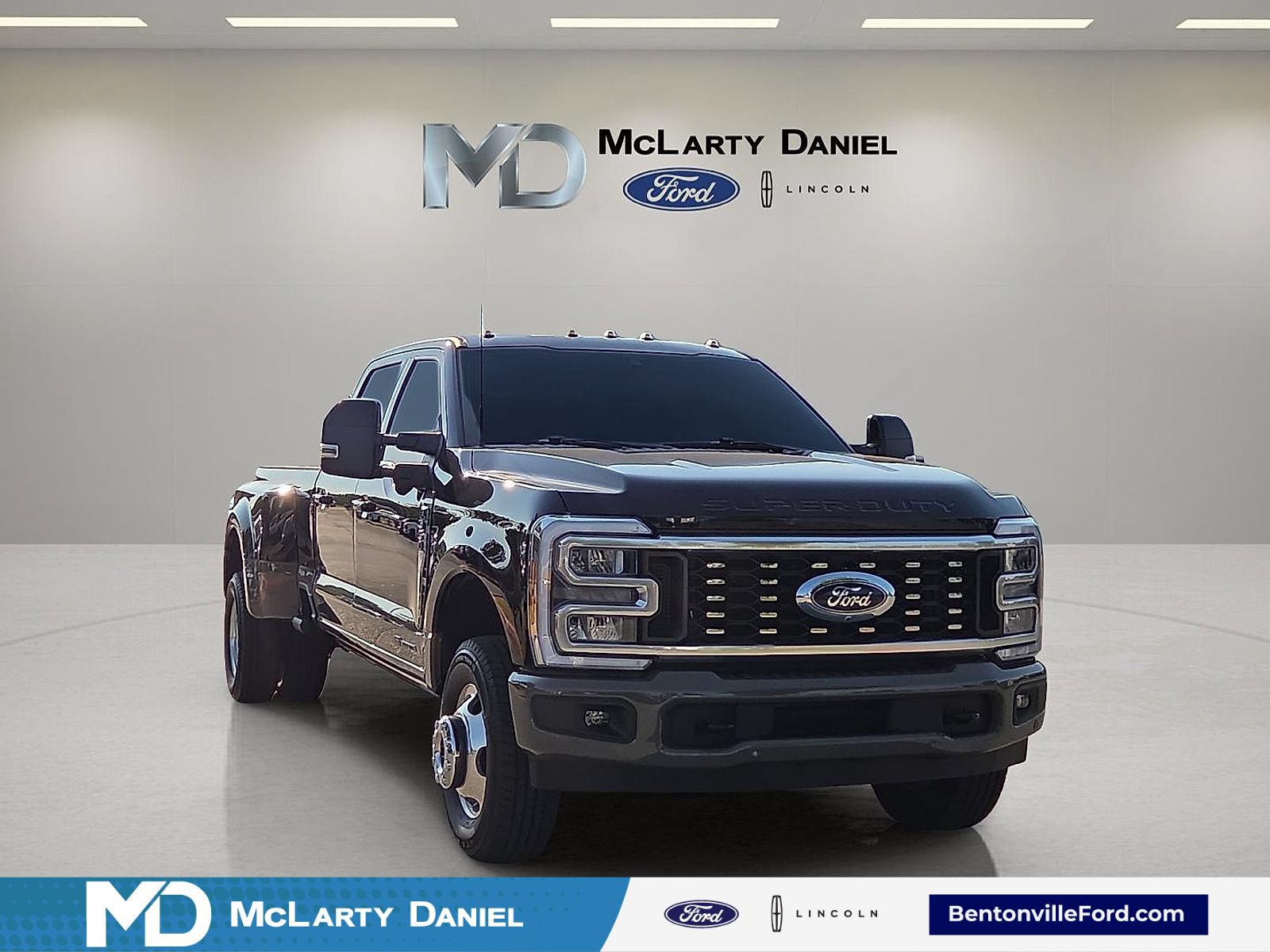 Certified 2026 Ford F350 King Ranch AWD/4WD image 1