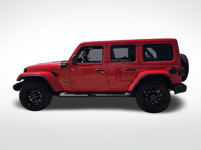 Used 2025 Jeep Wrangler Unlimited Sahara AWD/4WD image 6
