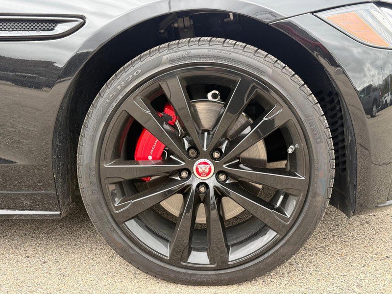 Used 2020 Jaguar XF S AWD/4WD image 12