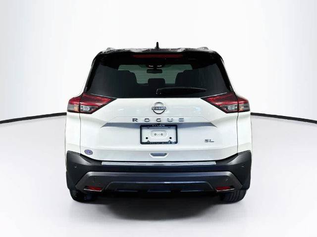 Used 2023 Nissan Rogue SL FWD image 5