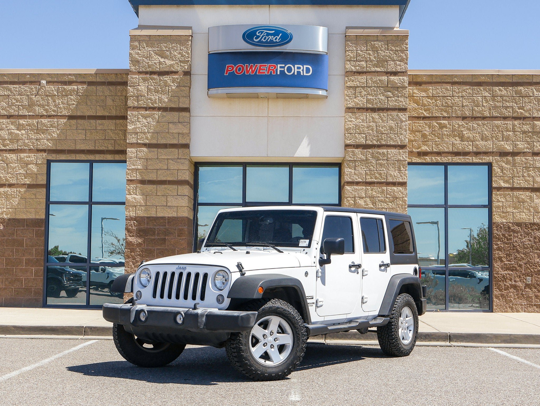 Used 2017 Jeep Wrangler Unlimited Sport w/ Quick Order Package 24S AWD/4WD image 12