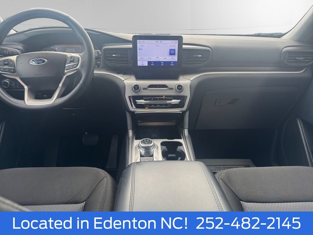 Certified 2024 Ford Explorer XLT RWD image 11