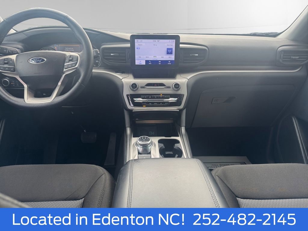 Certified 2024 Ford Explorer XLT RWD image 11