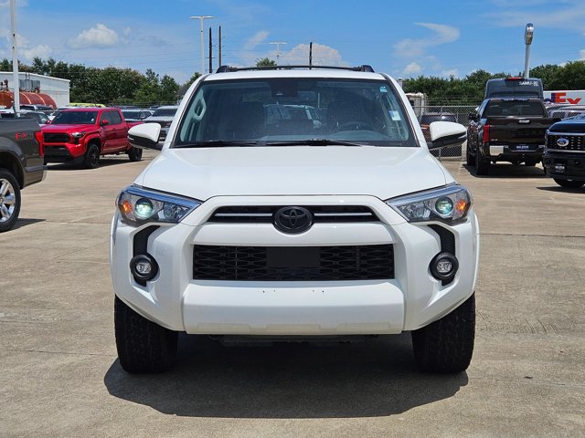 Used 2022 Toyota 4Runner SR5 Premium w/ Moonroof Package RWD image 8
