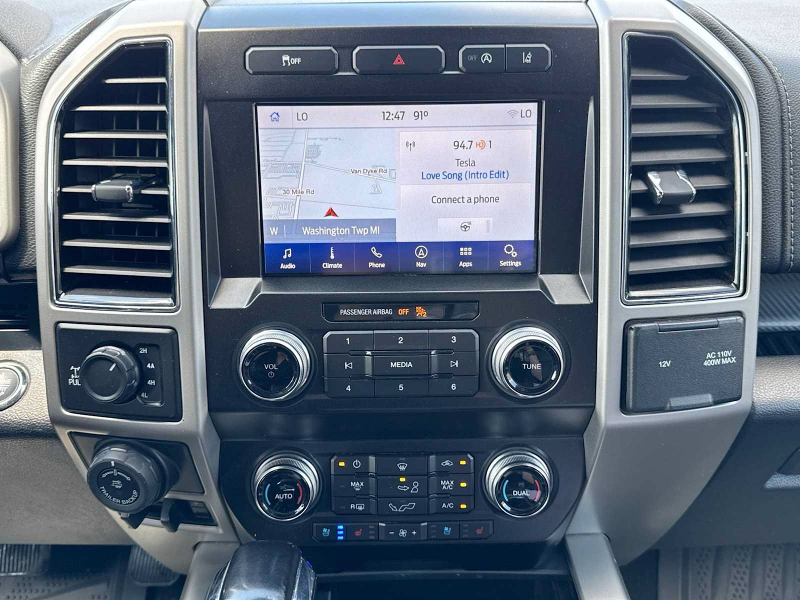 Certified 2020 Ford F150 Lariat w/ Equipment Group 502A Luxury AWD/4WD image 26