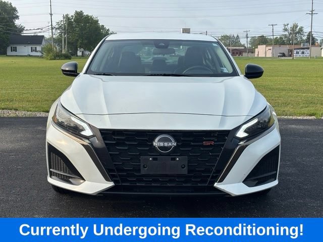 Used 2024 Nissan Altima 2.5 SR FWD image 3