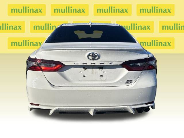 Used 2021 Toyota Camry SE w/ Cold Weather Package image 31