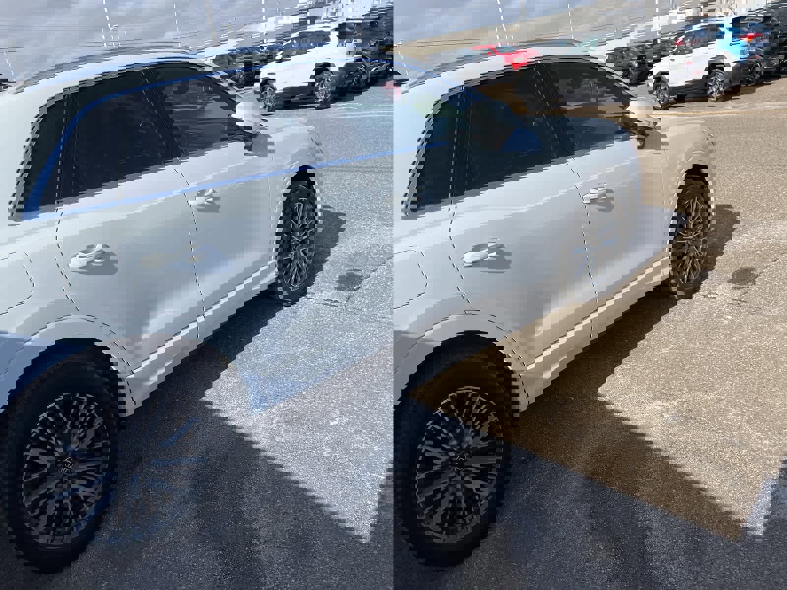 Used 2022 Audi Q3 2.0T Premium w/ Convenience Package image 12