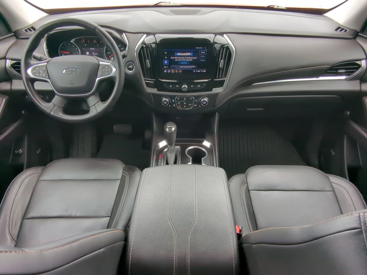 Used 2020 Chevrolet Traverse RS FWD image 13