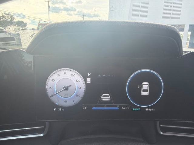 Used 2025 Hyundai Elantra SEL FWD image 9