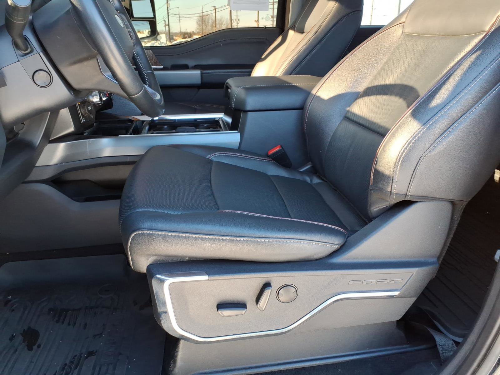 Certified 2023 Ford F250 Lariat w/ Sport Appearance Package image 15