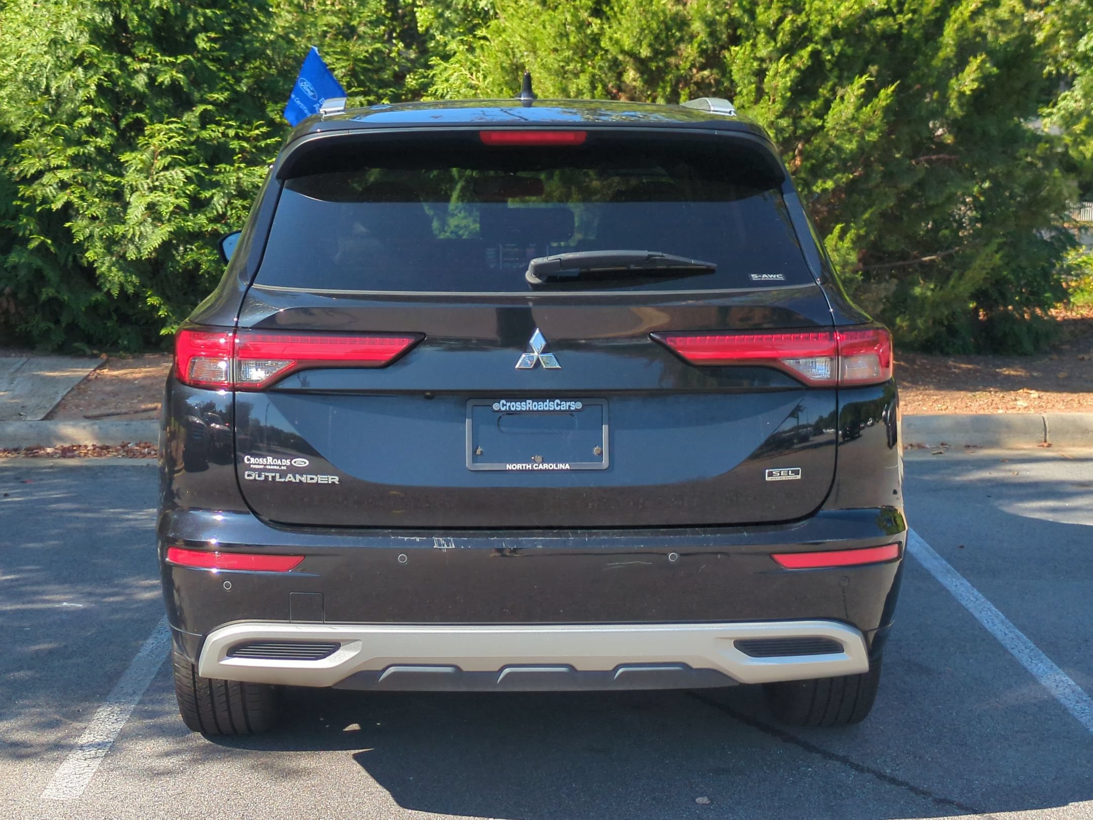Used 2022 Mitsubishi Outlander SEL AWD/4WD image 4