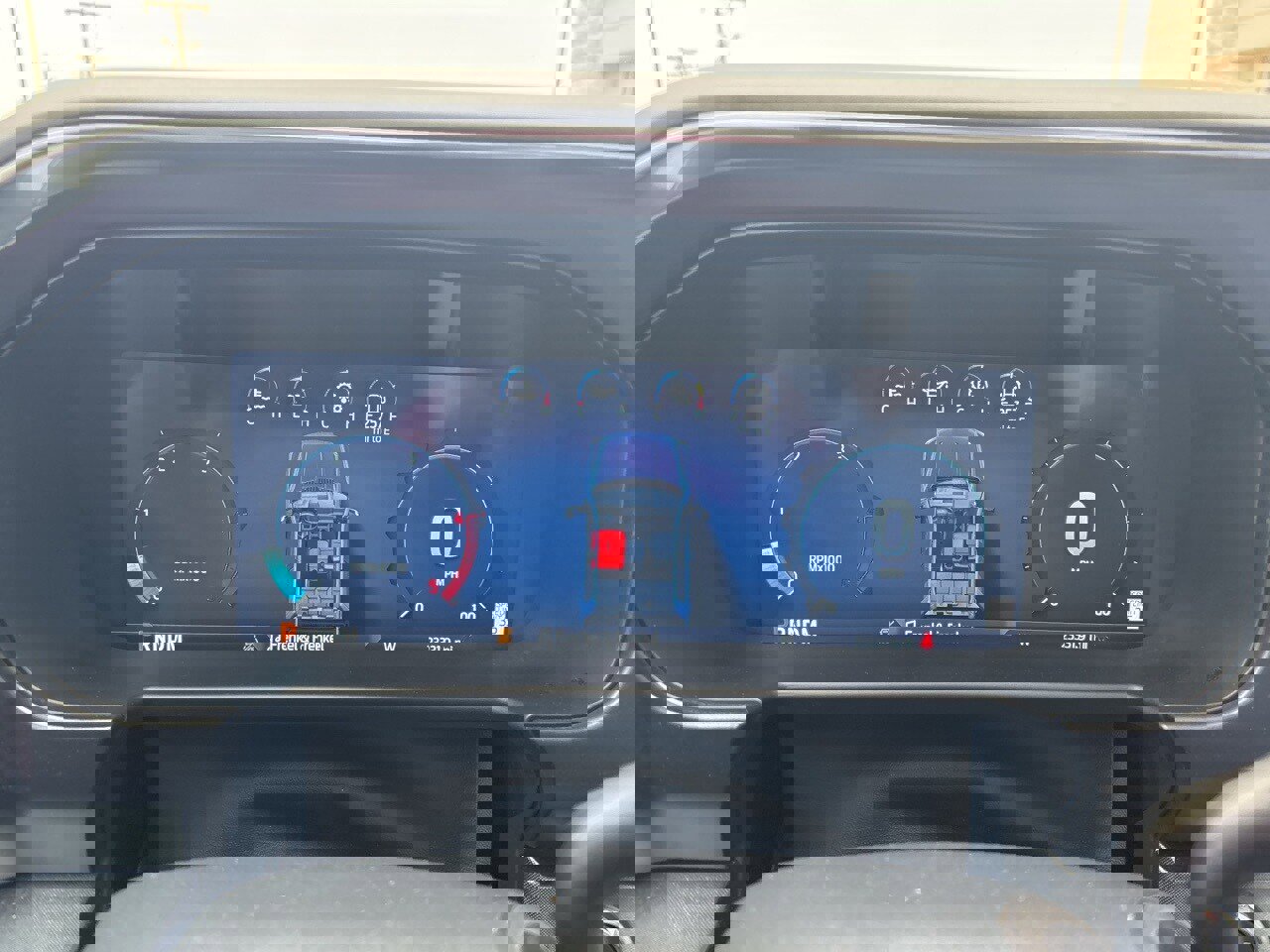 Certified 2024 Ford F250 Limited w/ FX4 Off-Road Package image 4