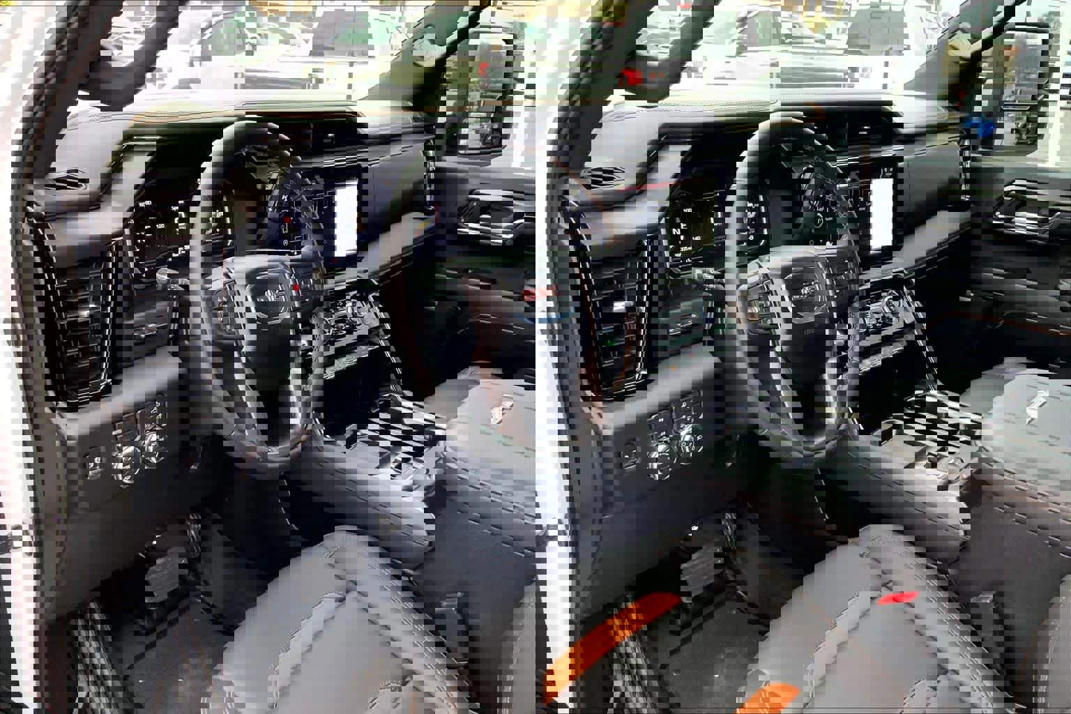 Used 2024 GMC Sierra 2500 AT4 w/ AT4 Premium Plus Package image 16