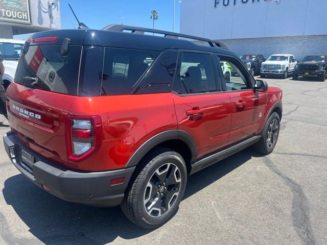 Certified 2022 Ford Bronco Sport Outer Banks w/ Tech Package AWD/4WD image 10