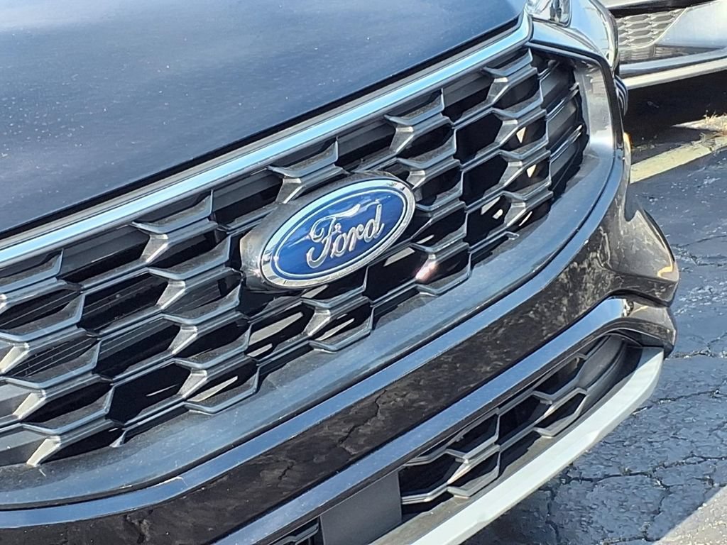 Certified 2024 Ford Escape ST-Line w/ Tech Pack #1 AWD/4WD image 28