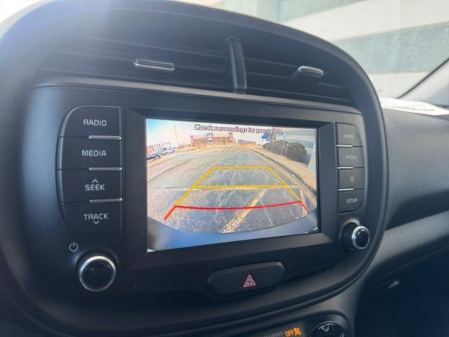 Used 2020 Kia Soul LX image 23