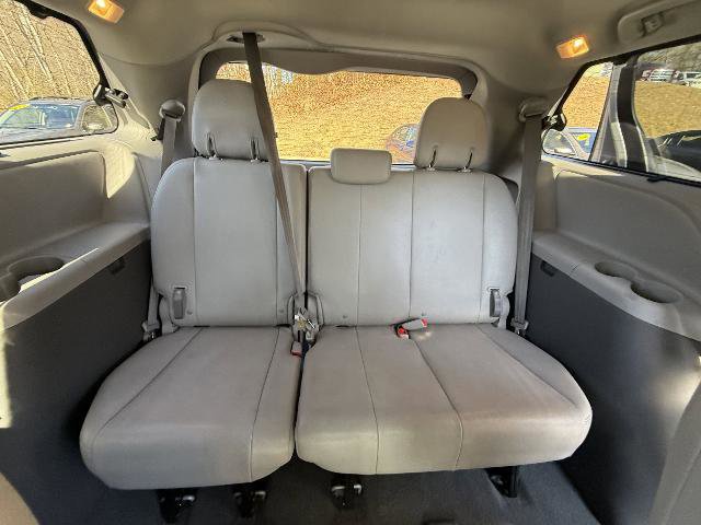 Used 2020 Toyota Sienna XLE Premium image 26