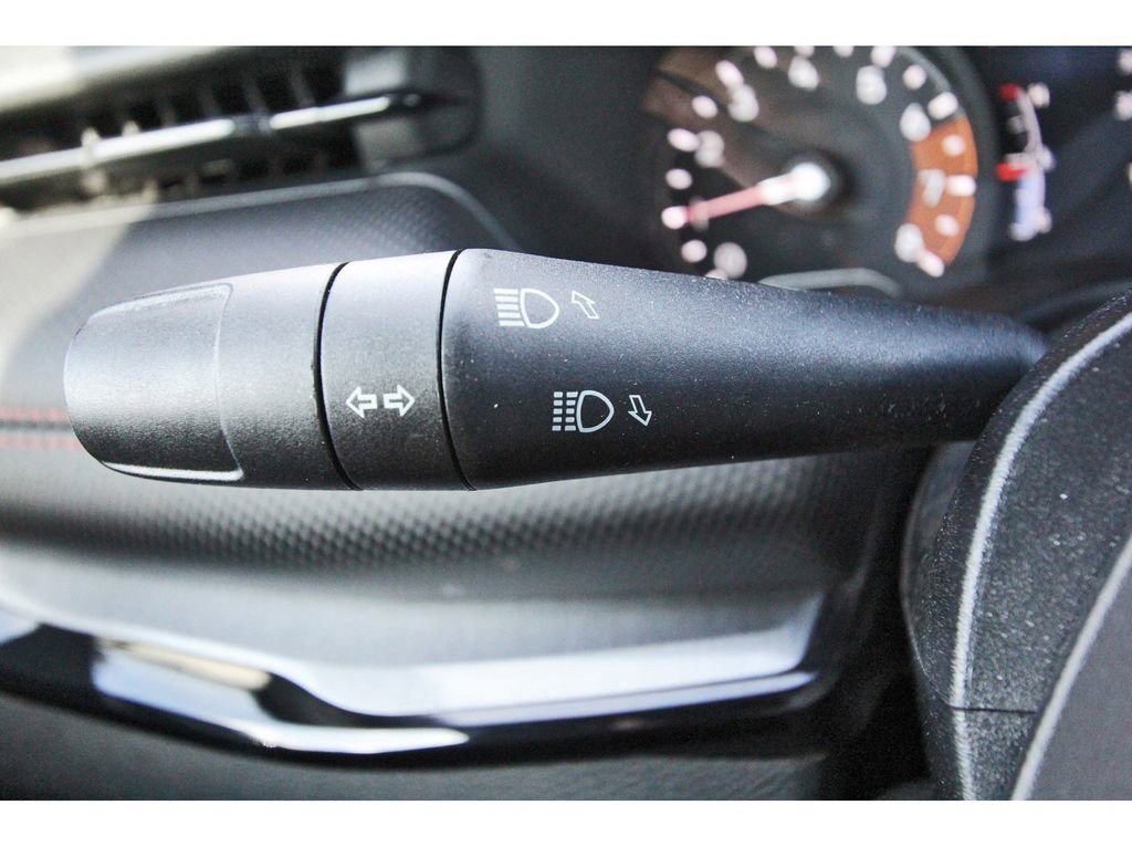 Used 2023 Jeep Compass Trailhawk image 16