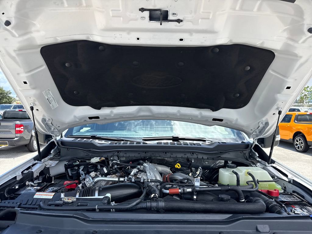Certified 2025 Ford F250 Platinum AWD/4WD image 33