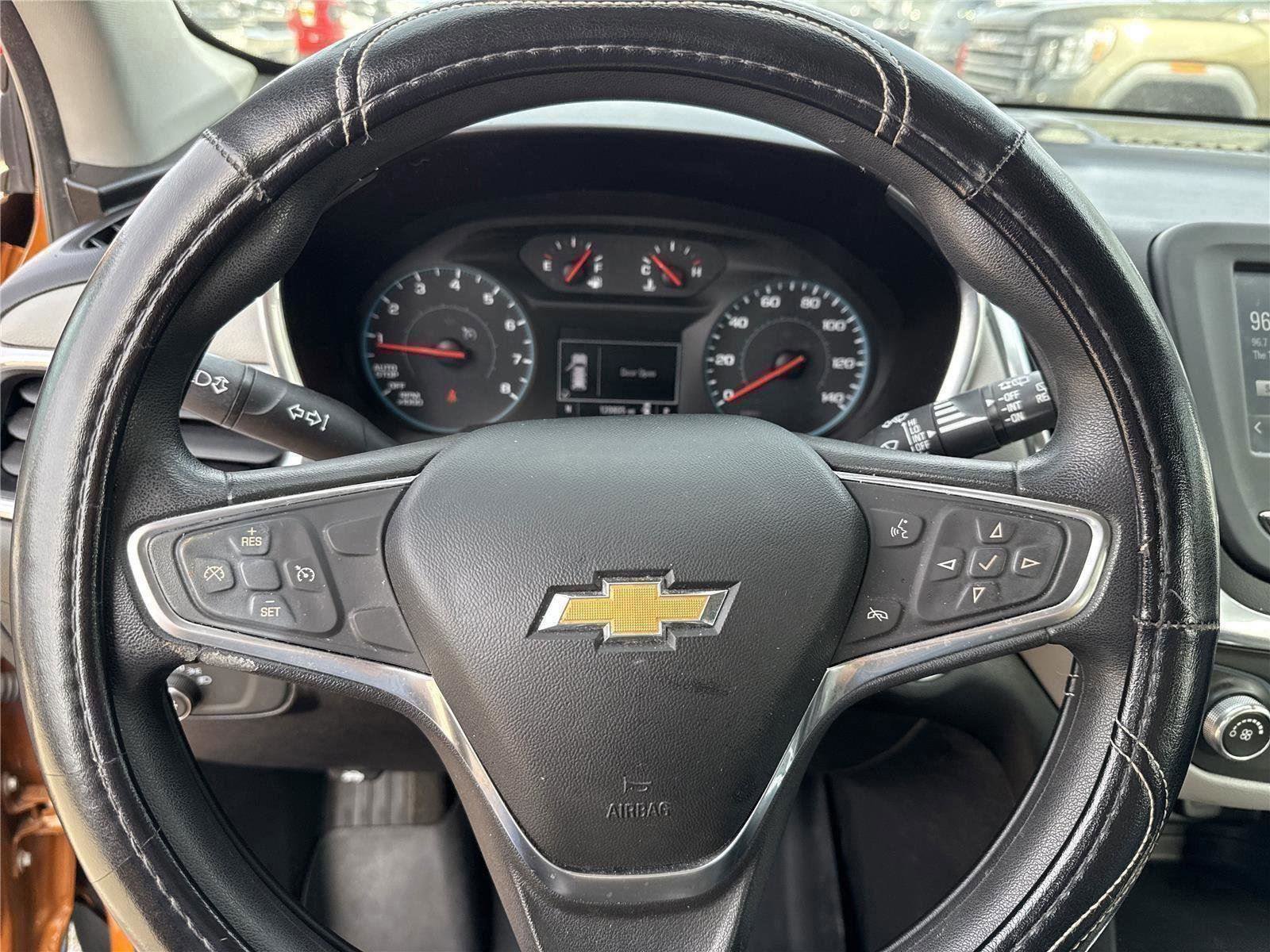 Used 2018 Chevrolet Equinox LS image 15