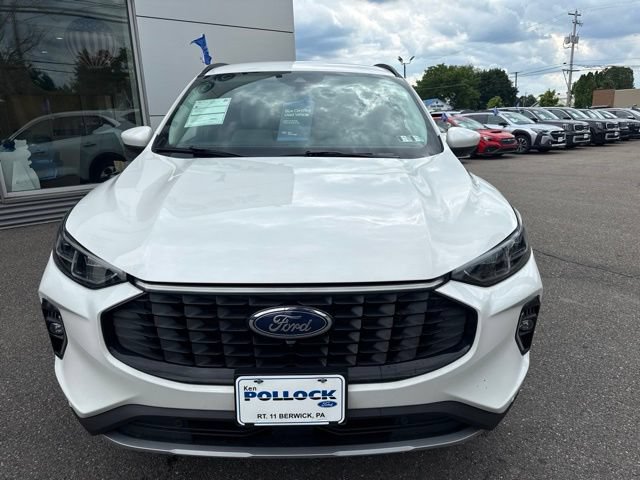 Certified 2023 Ford Escape Platinum AWD/4WD image 3