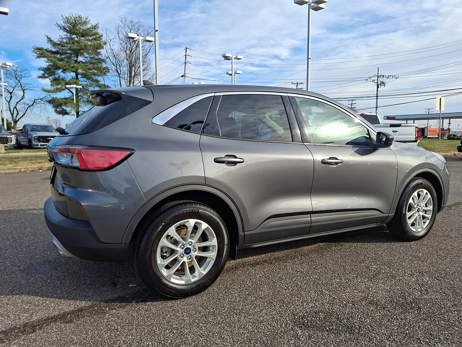 Certified 2022 Ford Escape SE image 11