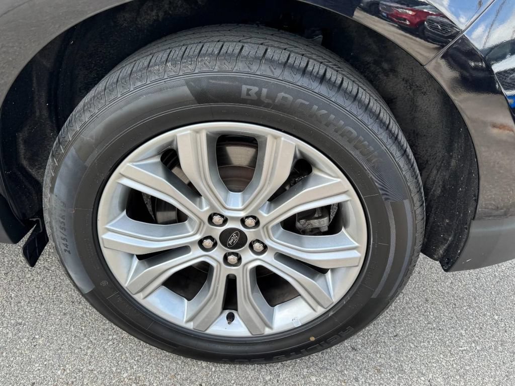 Certified 2024 Ford Edge Titanium AWD/4WD image 7