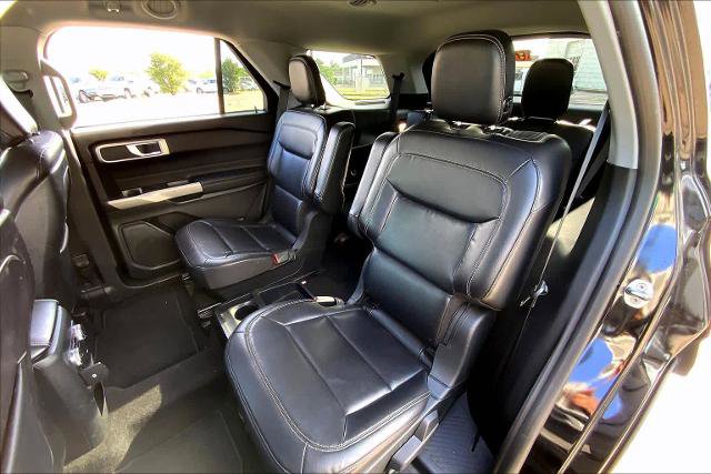 Certified 2020 Ford Explorer XLT w/ Equipment Group 202A RWD image 20