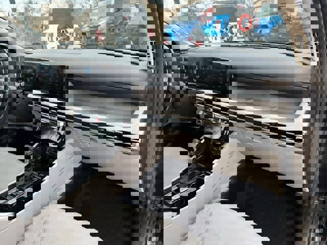 Used 2025 Hyundai Tucson SEL image 20