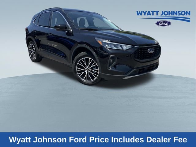 Certified 2025 Ford Escape SE