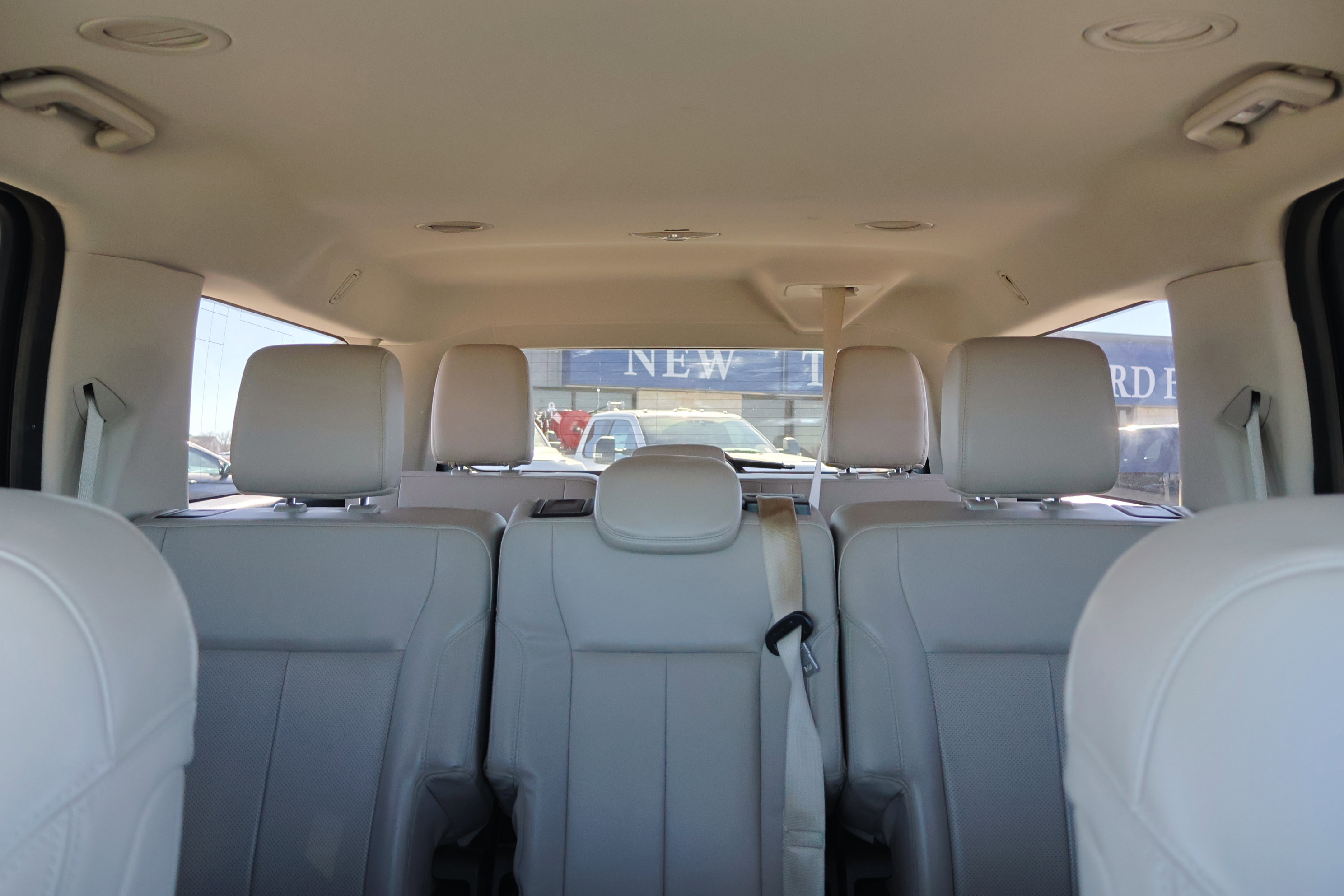 Certified 2024 Ford Expedition Max XLT image 28