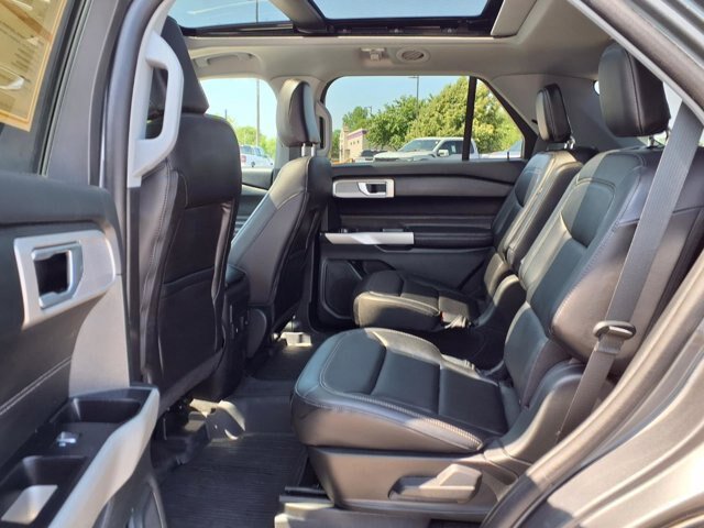 Certified 2023 Ford Explorer XLT w/ Equipment Group 202A AWD/4WD image 26