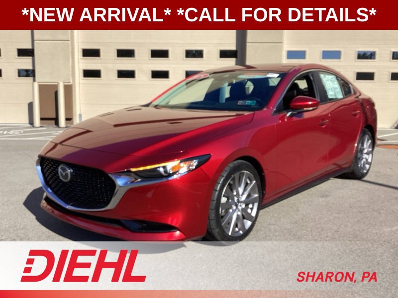 Used 2019 MAZDA MAZDA3 Sedan w/ Preferred Package FWD image 4