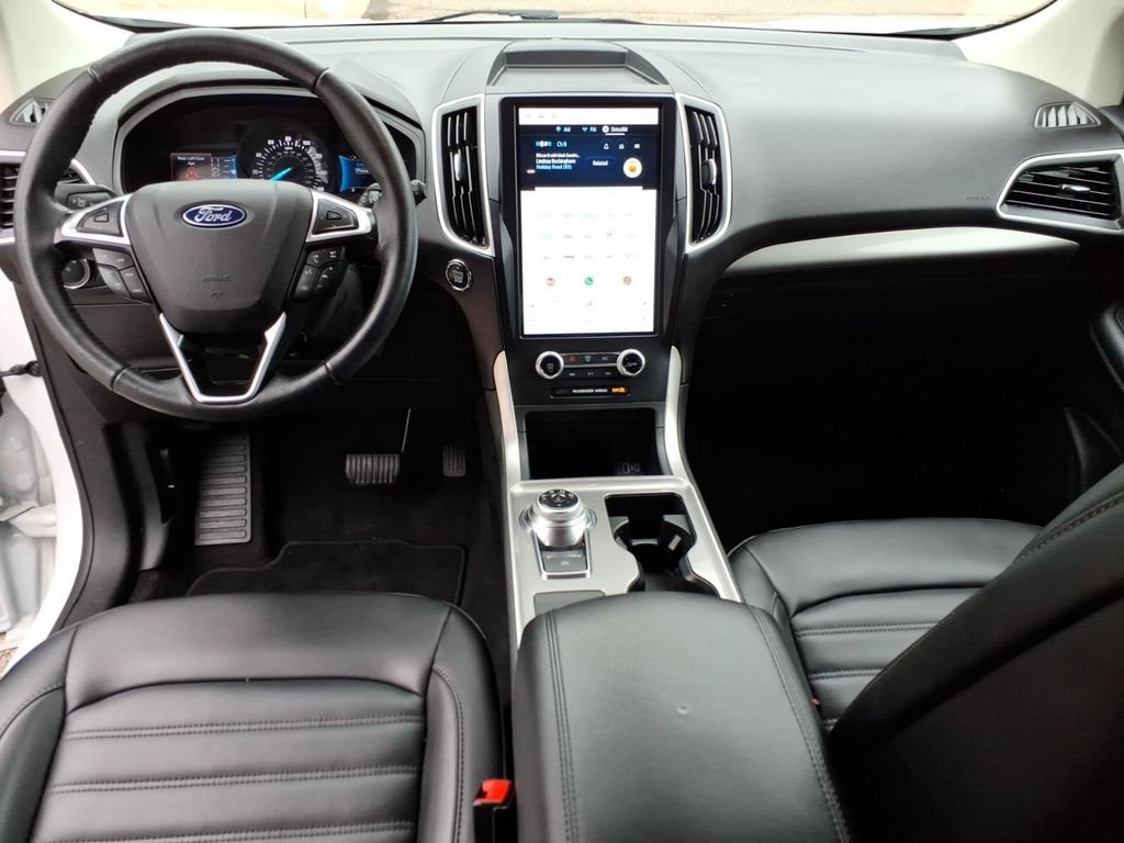Certified 2024 Ford Edge SEL w/ Convenience Package AWD/4WD image 12
