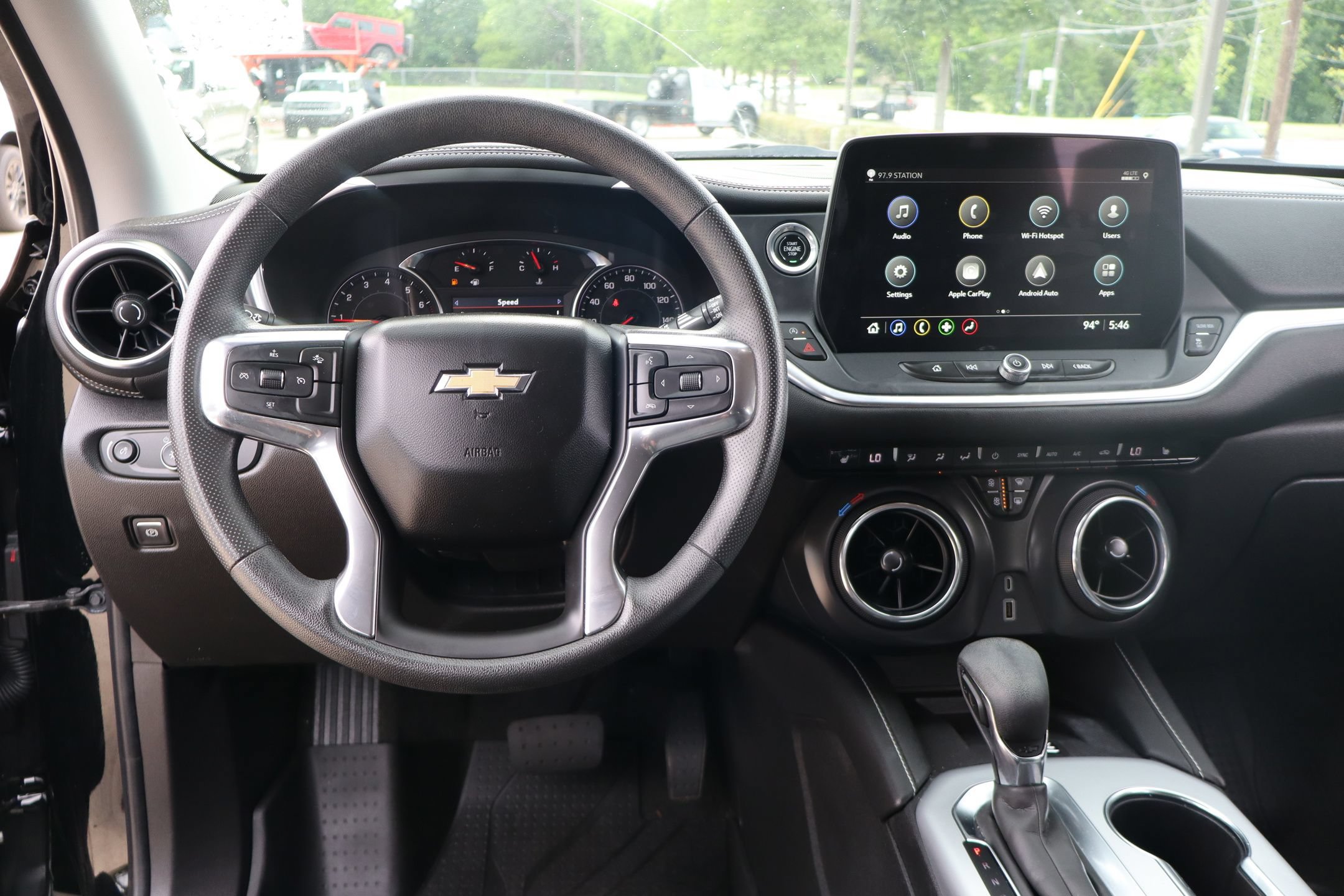 Used 2024 Chevrolet Blazer LT w/ Convenience Package FWD image 18
