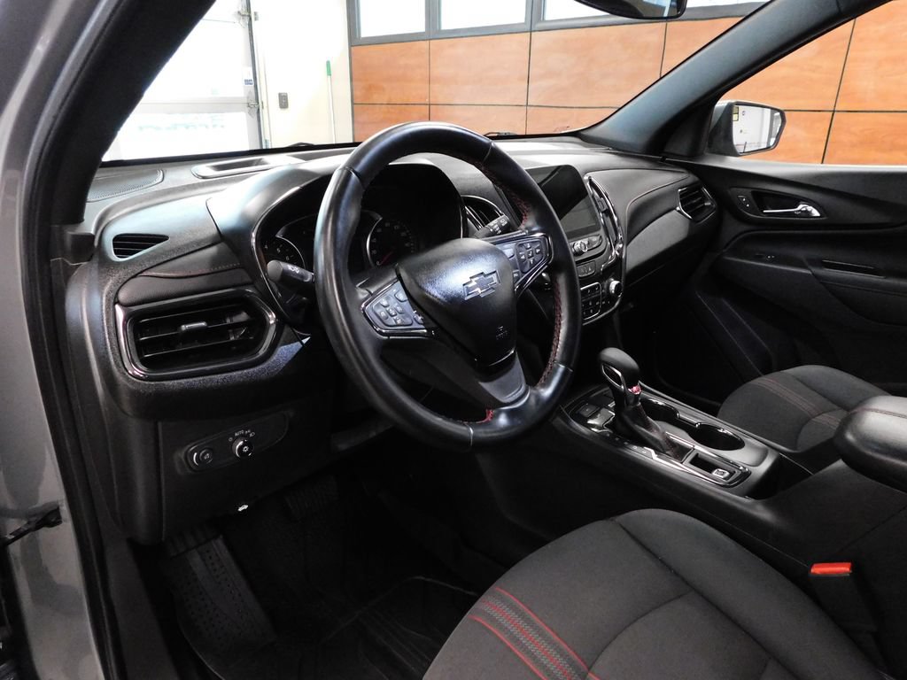 Used 2023 Chevrolet Equinox RS AWD/4WD image 14
