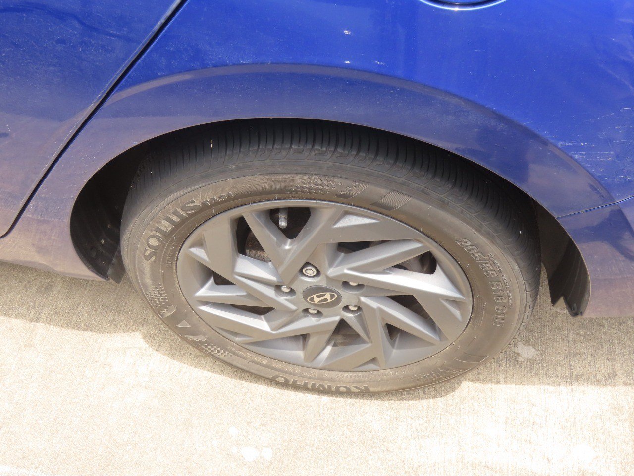 Used 2024 Hyundai Elantra SEL FWD image 15