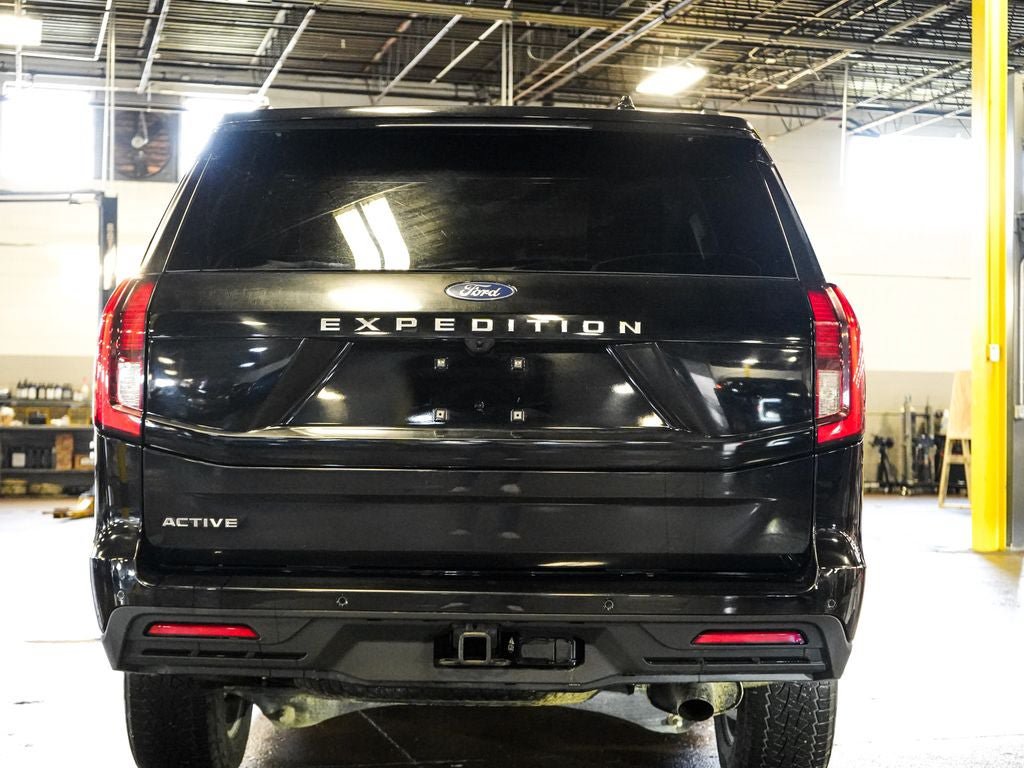 Certified 2025 Ford Expedition Active AWD/4WD image 5