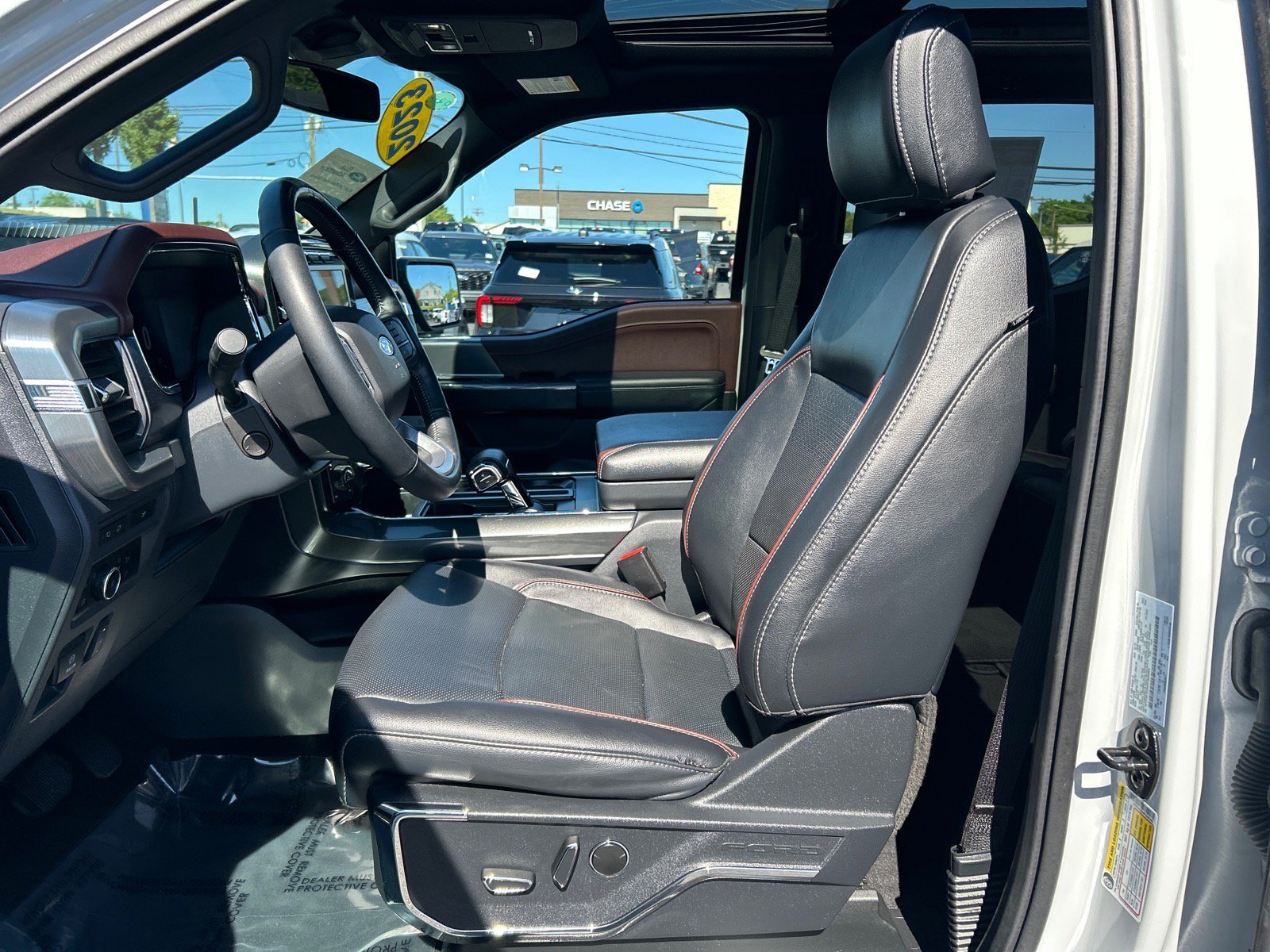 Certified 2023 Ford F150 Lariat AWD/4WD image 7