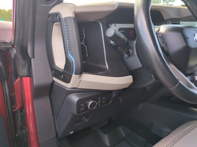 Certified 2022 Ford Bronco Wildtrak AWD/4WD image 16