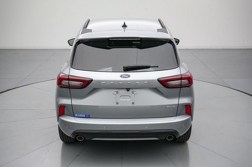 Certified 2024 Ford Escape ST-Line w/ Tech Pack #1 AWD/4WD image 5