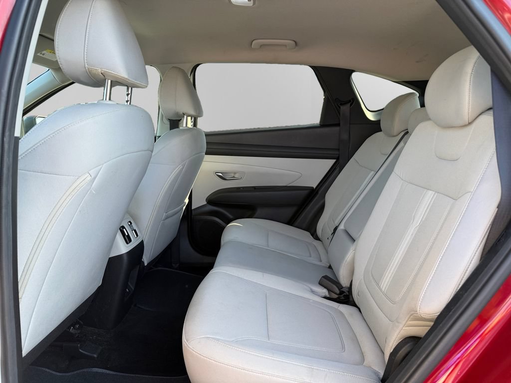 Used 2025 Hyundai Tucson SEL FWD image 13