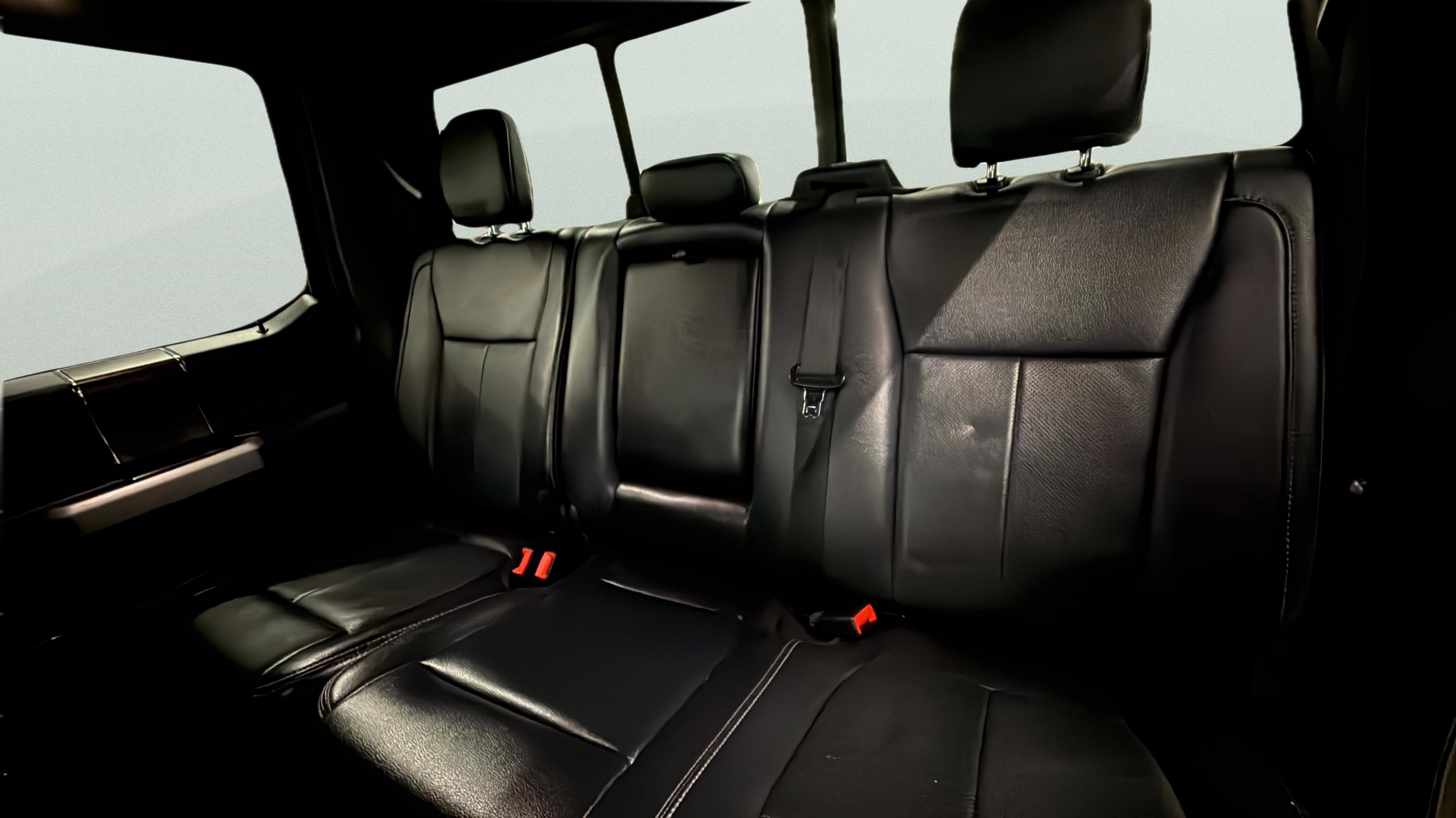 Certified 2022 Ford F250 Lariat w/ Lariat Ultimate Package image 14