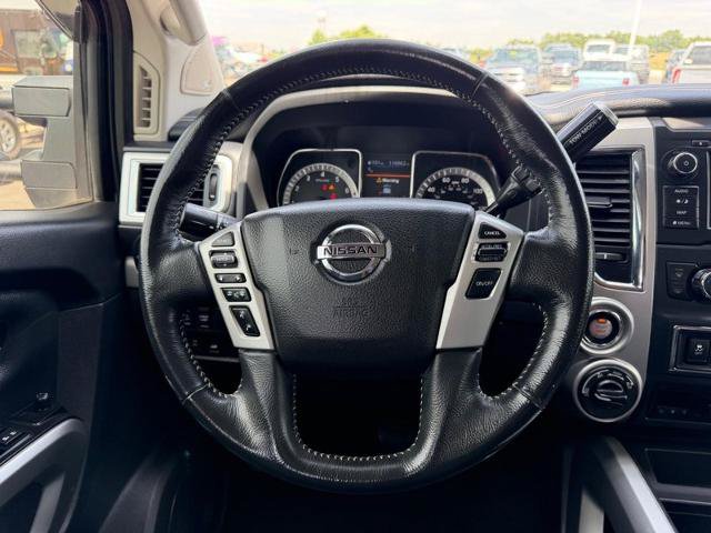 Used 2019 Nissan Titan PRO-4X w/ Pro-4x Utility Package AWD/4WD image 11