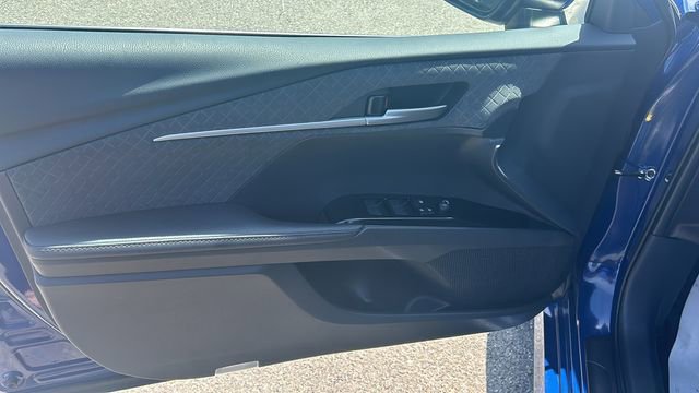 Used 2025 Toyota Camry XLE FWD image 16