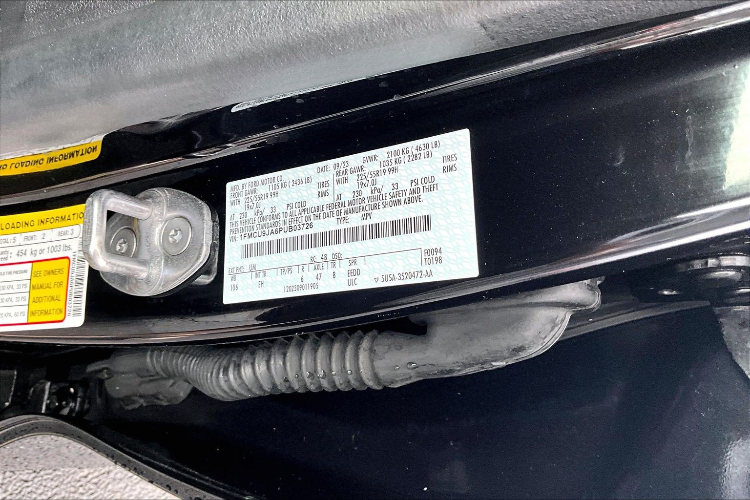 Certified 2023 Ford Escape Platinum AWD/4WD image 5