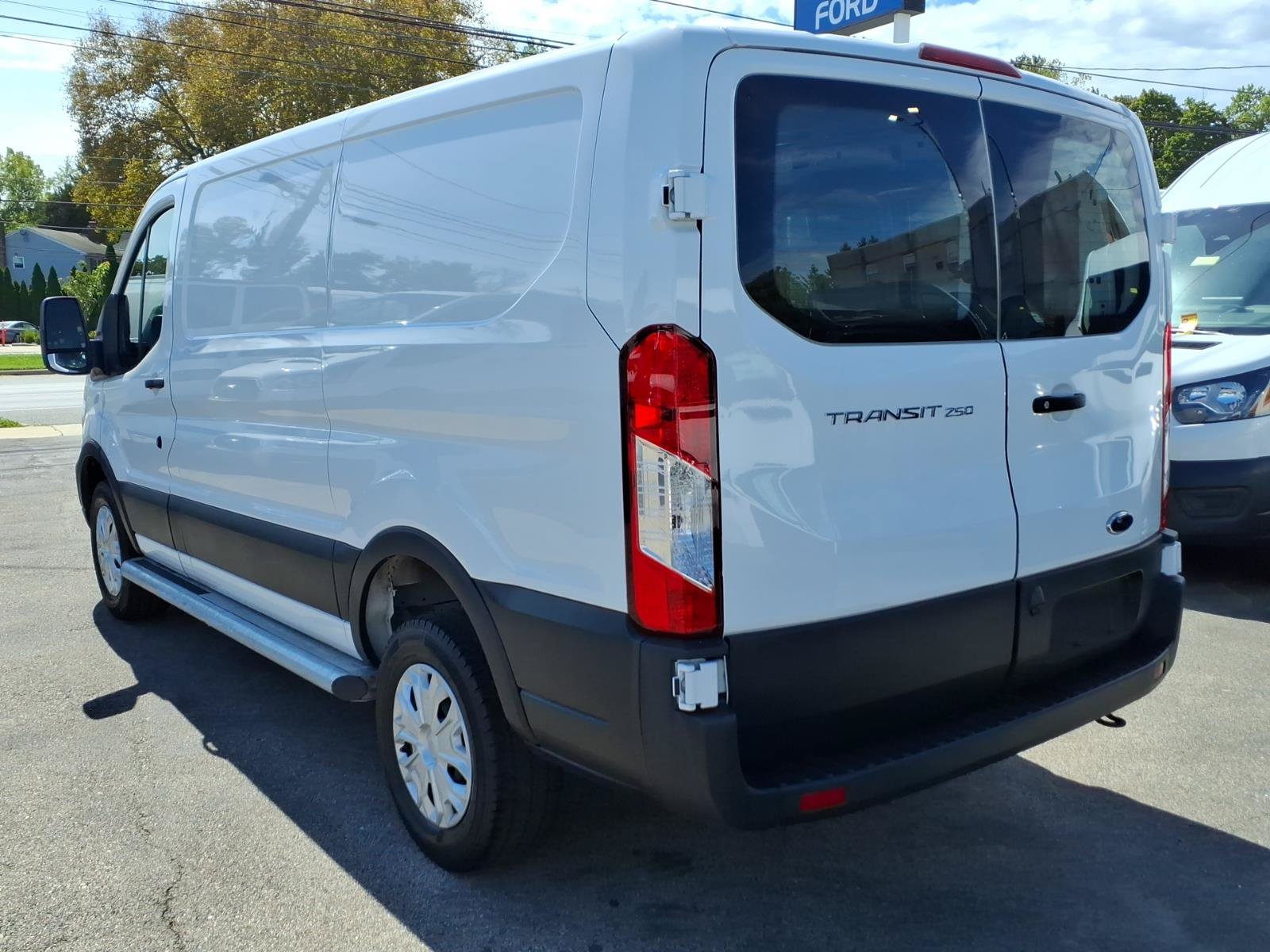 Certified 2025 Ford Transit 250 Low Roof w/ Exterior Upgrade Package RWD image 5
